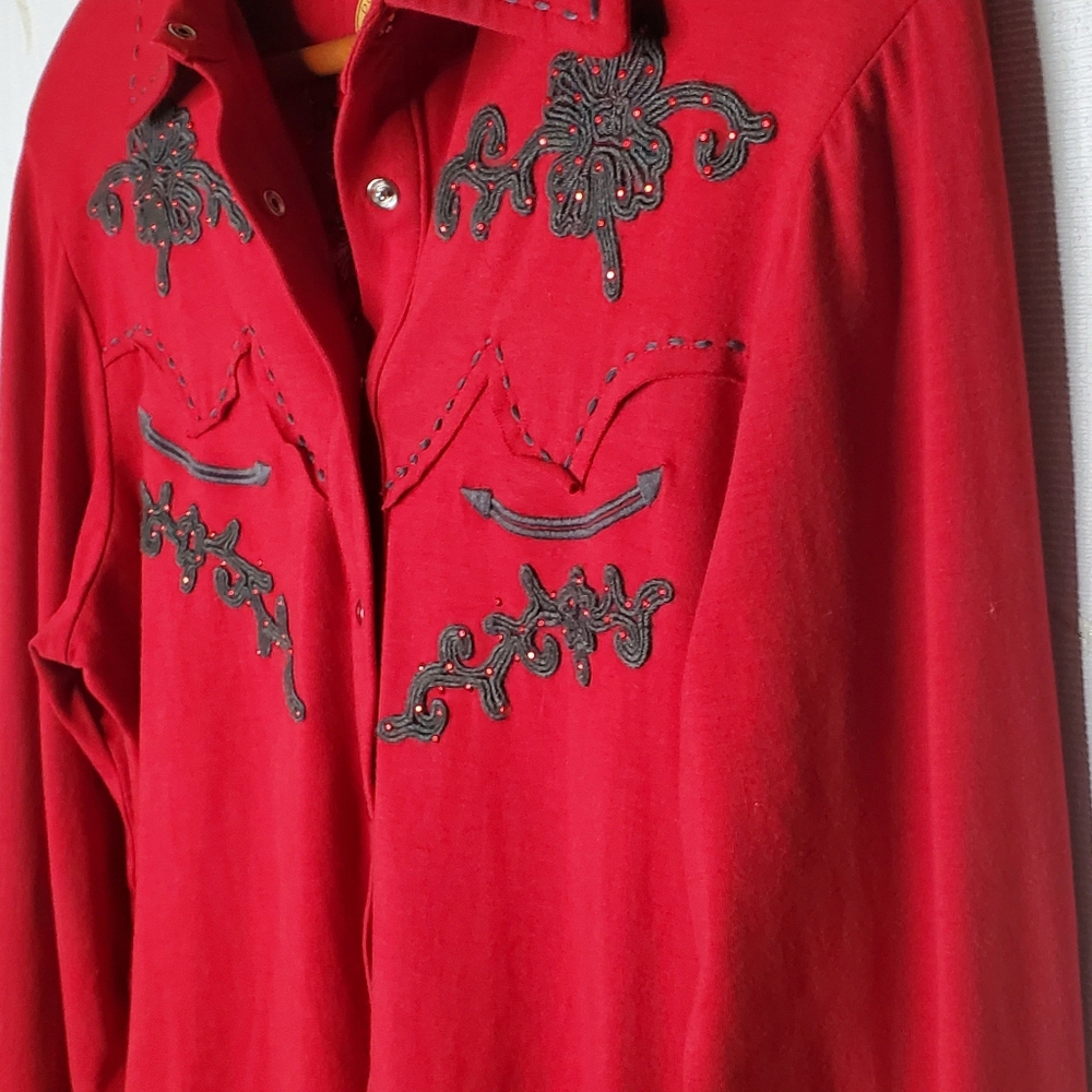 Double D Ranch Red Jewel Rhinestone Detailed longsleeve Button Down Top MEDIUM - Picture 6 of 10
